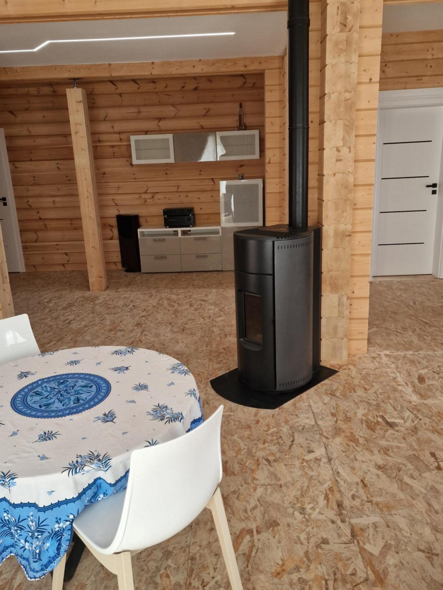 Bed and Breakfast L'Edelweiss Normand Saint-Marcel  Esterno foto